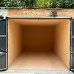 Apartment Nest With Private Garage